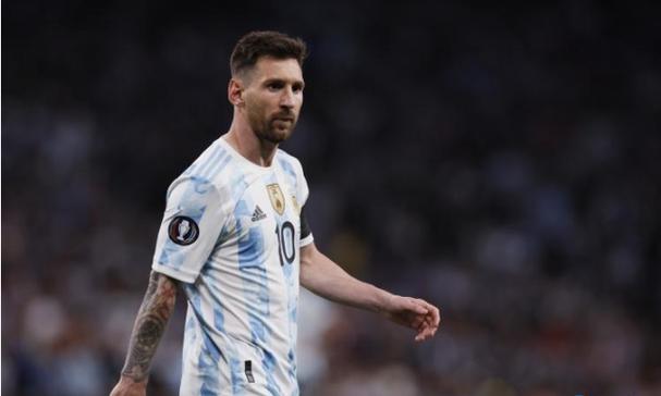 白宫发声，事关特朗普与普京会晤！普京：布达佩斯会晤更像是改期而非取消！泽连斯基：领土交换不可接受